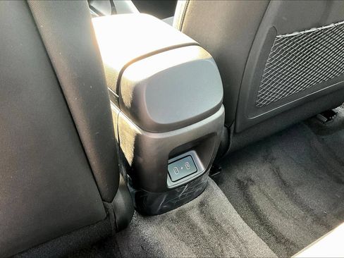 Used 2026 Hyundai Elantra SEL Sport Premium w/ Cargo Package FWD image 9