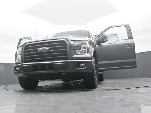 Used 2017 Ford F150 XLT w/ Equipment Group 302A Luxury image 25