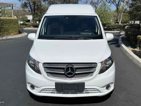 Used 2020 Mercedes-Benz Metris Passenger image 73