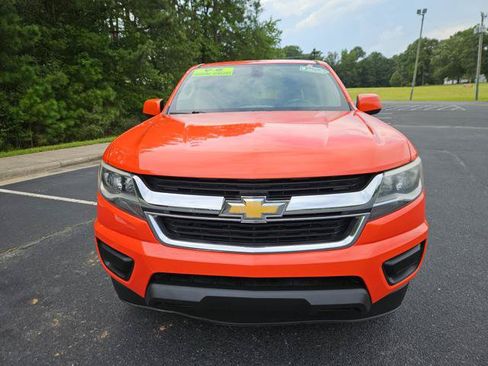 Used 2019 Chevrolet Colorado W/T w/ WT Convenience Package RWD image 8