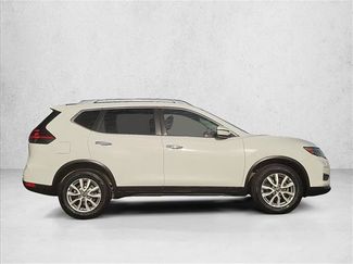 Used 2020 Nissan Rogue SV AWD/4WD video 4