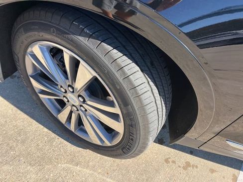 Certified 2025 Cadillac XT5 Premium Luxury image 42