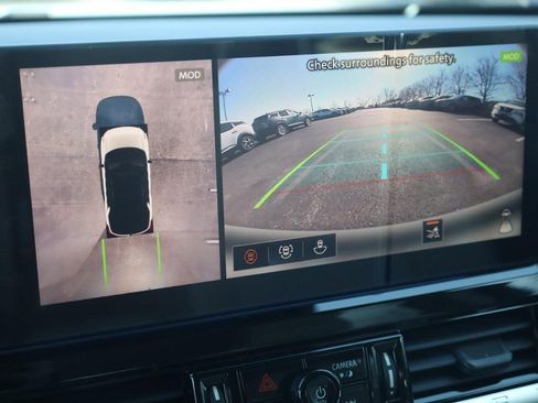 New 2026 Nissan Pathfinder SL image 14