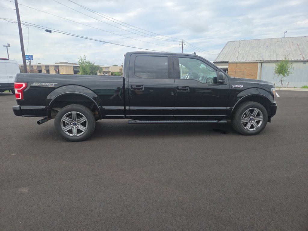 Used 2018 Ford F150 XLT w/ Equipment Group 302A Luxury AWD/4WD image 19