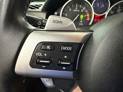 Used 2009 MAZDA MX-5 Miata Touring RWD image 20