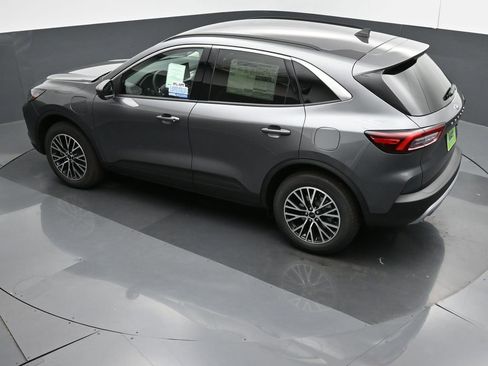 New 2024 Ford Escape SE image 36