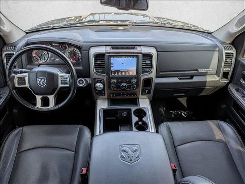 Used 2014 RAM 1500 Laramie w/ Convenience Group AWD/4WD image 16