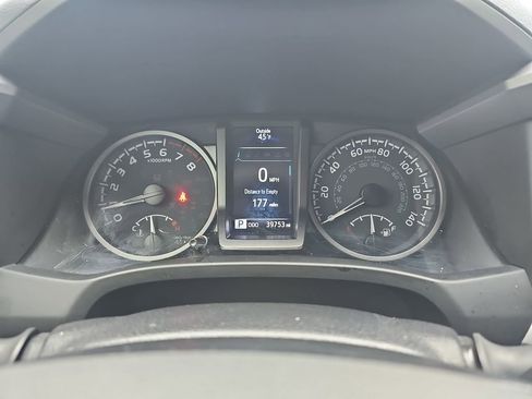 Used 2023 Toyota Tacoma TRD Sport image 23