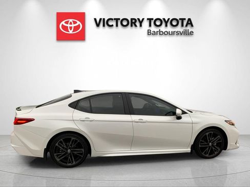 Used 2025 Toyota Camry XSE FWD image 6