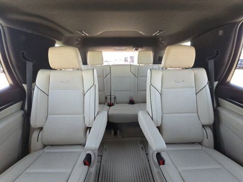 Used 2021 Cadillac Escalade Premium Luxury w/ Driver Assist Tech Package AWD/4WD image 20
