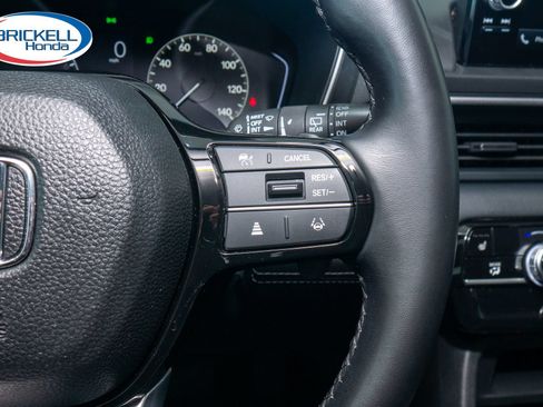 Certified 2024 Honda Pilot EX-L image 33