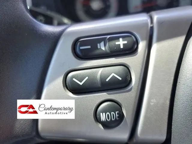 Used 2013 Toyota FJ Cruiser 4WD w/ Convenience Pkg image 24