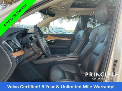 Certified 2022 Volvo XC90 T6 Momentum w/ Advanced Package image 27
