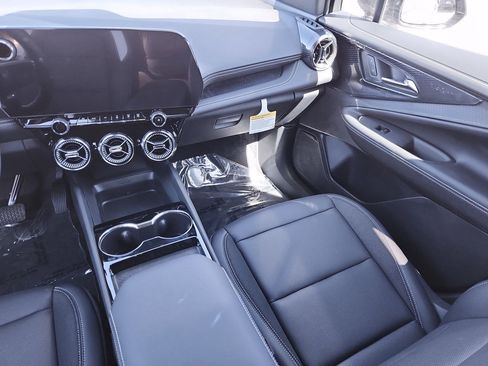 New 2026 Chevrolet Blazer EV LT w/ LPO, Blackout Package image 11