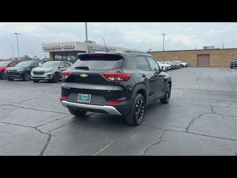 Used 2023 Chevrolet TrailBlazer LT w/ Convenience Package FWD image 8