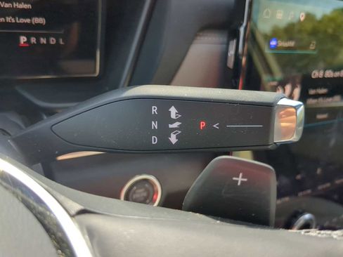 Used 2026 GMC Terrain Elevation w/ Elevation Premium Package FWD image 22