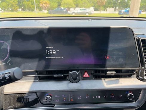 Certified 2023 Kia Sportage X-Line w/ X-Line Premium Package image 6