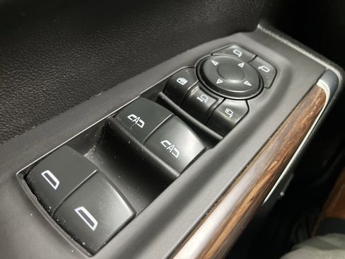 Used 2020 Chevrolet Silverado 3500 High Country w/ Gooseneck/5TH Wheel Package image 26