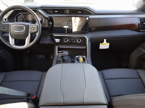 New 2026 GMC Sierra 1500 Denali w/ Technology Package image 18