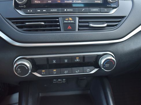 Used 2020 Nissan Altima 2.5 SR FWD image 36