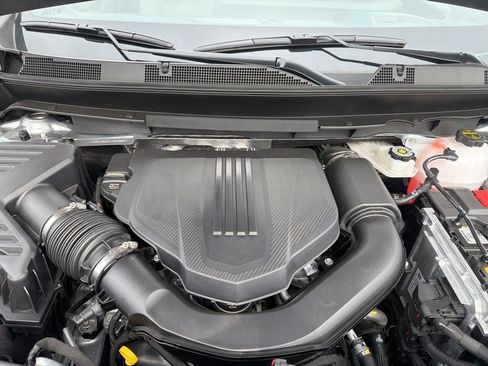 New 2026 Chevrolet Traverse LT w/ Midnight/Sport Edition AWD/4WD image 28