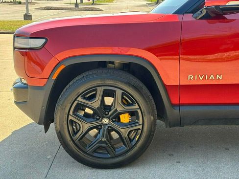 Used 2022 Rivian R1T Launch Edition image 40