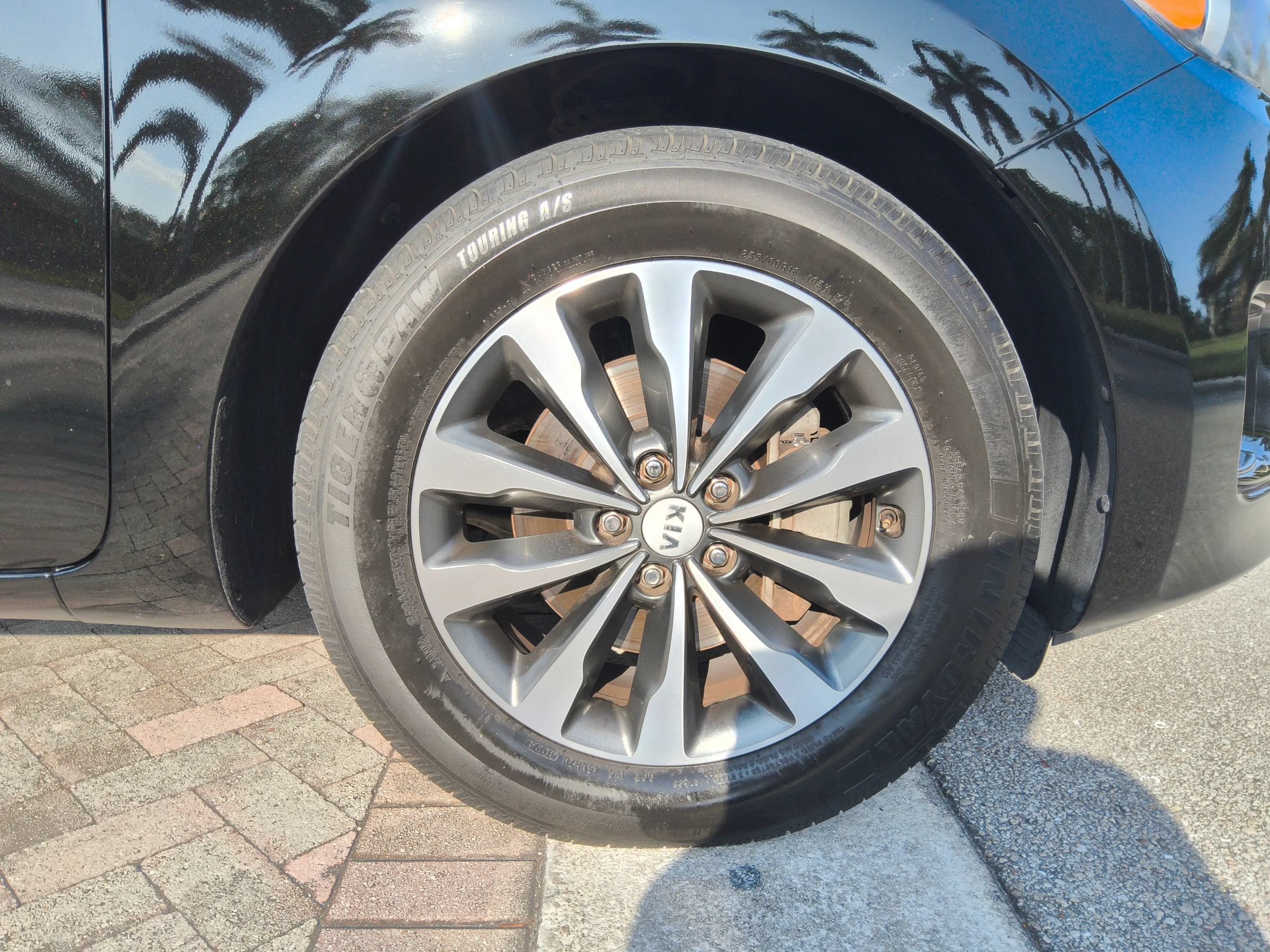 Used 2018 Kia Sedona SX FWD image 55