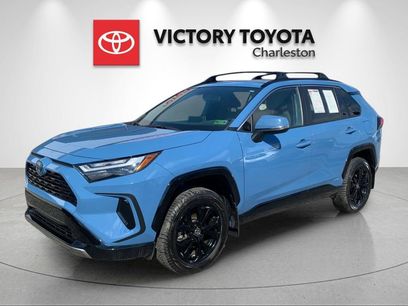 Used 2022 Toyota RAV4 SE w/ Convenience Package