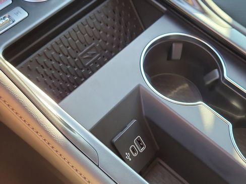 New 2026 Lincoln Nautilus Premier image 26