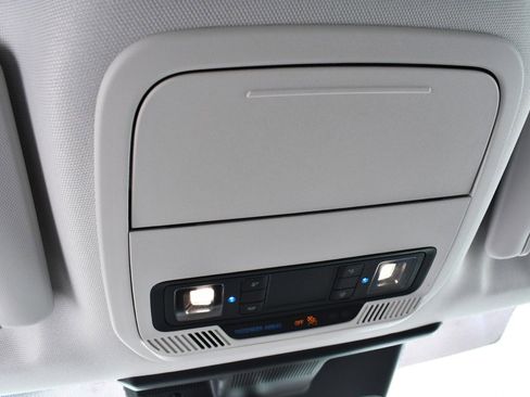 Used 2022 Ford Mustang Mach-E Premium image 34