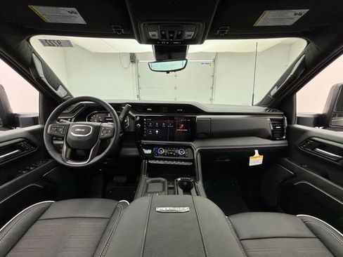 New 2026 GMC Sierra 2500 AT4X AWD/4WD image 3