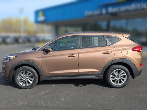 Used 2016 Hyundai Tucson SE FWD image 3