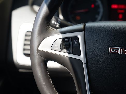 Used 2016 GMC Terrain SLT image 32