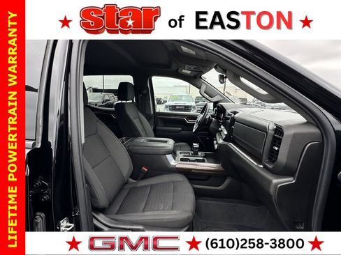 Used 2022 GMC Sierra 1500 Elevation w/ Preferred Package image 9