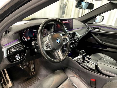 Used 2022 BMW M550i xDrive w/ Executive Package AWD/4WD image 8