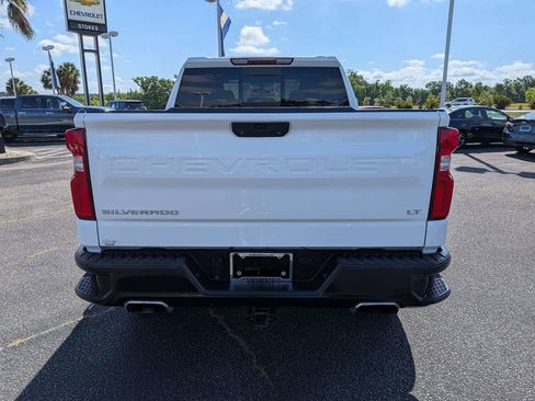 Used 2021 Chevrolet Silverado 1500 LT Trail Boss w/ Convenience Package II AWD/4WD image 7