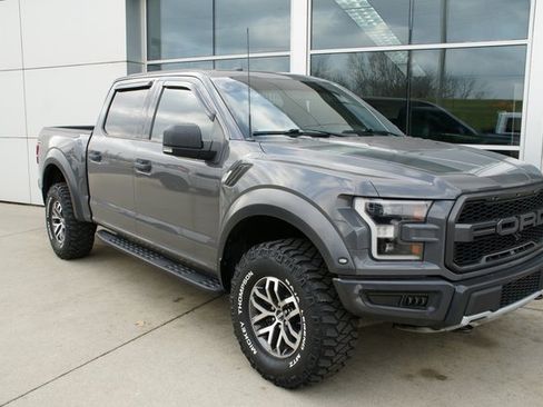 Used 2018 Ford F150 Raptor w/ Equipment Group 801A Mid image 2