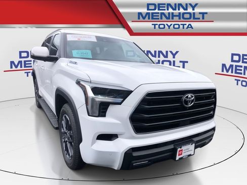 Certified 2025 Toyota Sequoia SR5 w/ SR5 Premium Package AWD/4WD image 1