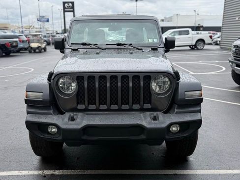 Used 2018 Jeep Wrangler Unlimited Sport AWD/4WD image 7