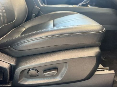 Used 2019 Ford Ranger Lariat w/ Black Appearance Package AWD/4WD image 21
