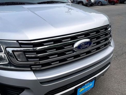 Used 2018 Ford Expedition Max XLT w/ Equipment Group 202A AWD/4WD image 31