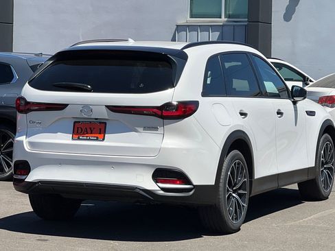Used 2025 MAZDA CX-70 Plug-In Hybrid w/ Premium Plus AWD/4WD image 5