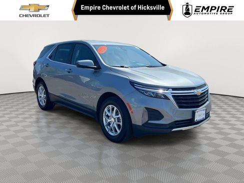 Used 2024 Chevrolet Equinox LT FWD image 1