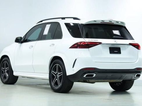 Used 2025 Mercedes-Benz GLE 350 4MATIC w/ AMG Line Exterior image 5