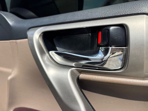 Used 2014 Lexus GX 460 Luxury image 69