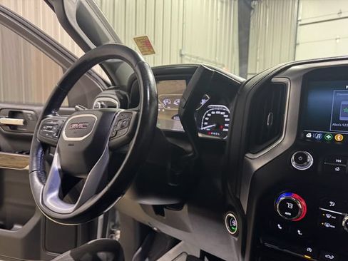 Used 2021 GMC Sierra 1500 Elevation w/ X31 Off-Road Package AWD/4WD image 15