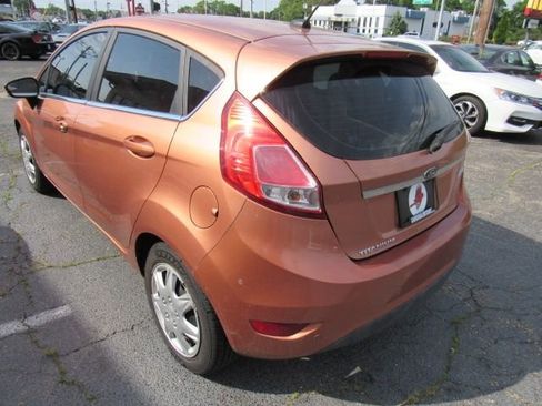 Used 2017 Ford Fiesta Titanium image 5