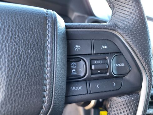 Certified 2025 Toyota Tacoma SR5 image 26