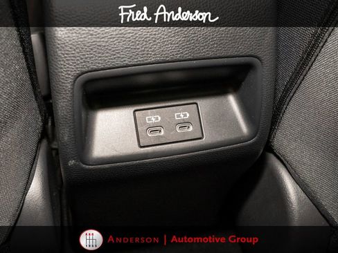 Used 2024 Toyota Corolla SE w/ Convenience Package FWD image 7