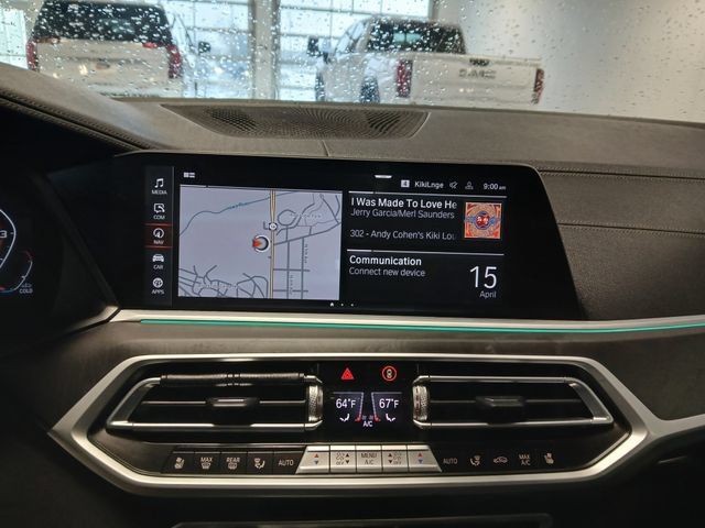 Used 2022 BMW X7 M50i w/ Luxury Seating Package AWD/4WD image 42
